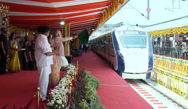 PM Flags Off Inaugural Secunderabad-Tirupati Vande Bharat Express