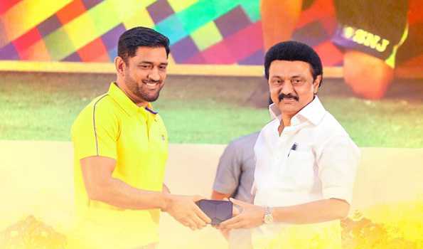 Stalin Extends B'day Greetings To Dhoni