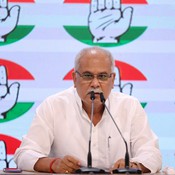 NEW DELHI, MAY 12 (UNI):- Former Chhattisgarh Chief Minister and Senior Congress leader Bhupesh Baghel briefing newsmen at AICC office, in New Delhi on Monday. UNI PHOTO-40U NEW DELHI, MAY 12 (UNI):- Former Chhattisgarh Chief Minister and Senior Congress leader Bhupesh Baghel briefing newsmen at AICC office, in New Delhi on Monday. UNI PHOTO-40U
